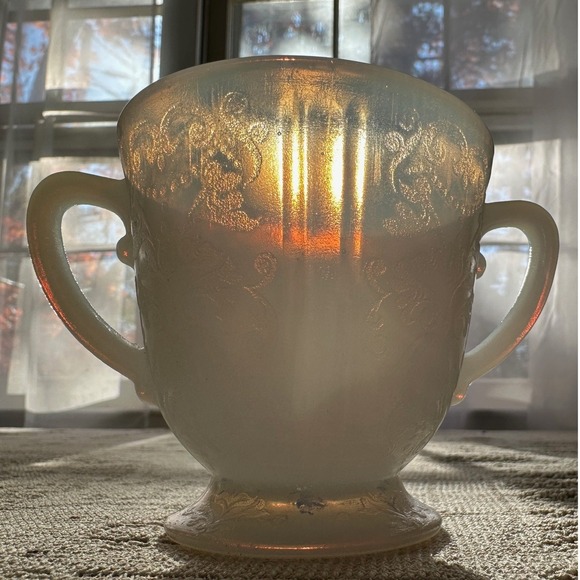 1930s Macbeth-Evans Monax Depression Glass American Sweetheart Creamer Sugar Set - Picture 4 of 5